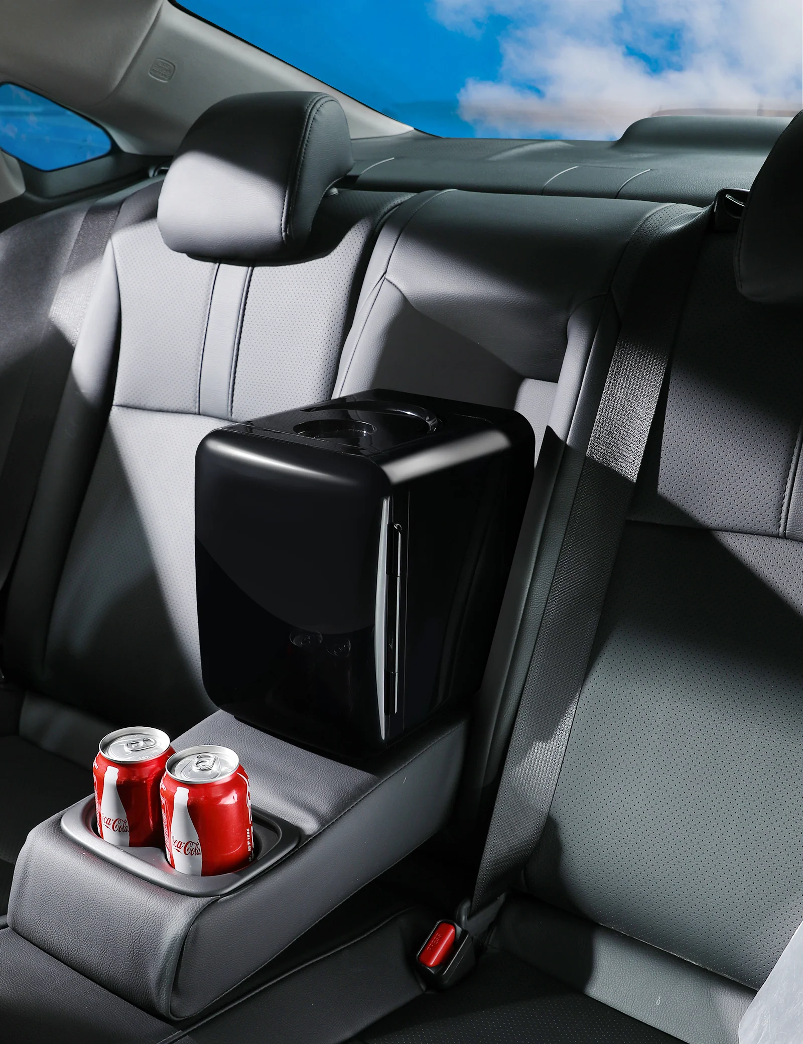 TaoTronics | 4L Portable Cosmetic and Beverage Mini Fridge TT-EF002 - Image 5